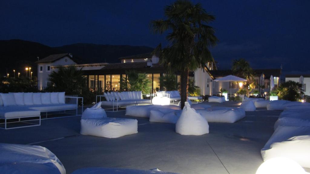 Hotel & Resort Le Colombare Foligno Exterior photo