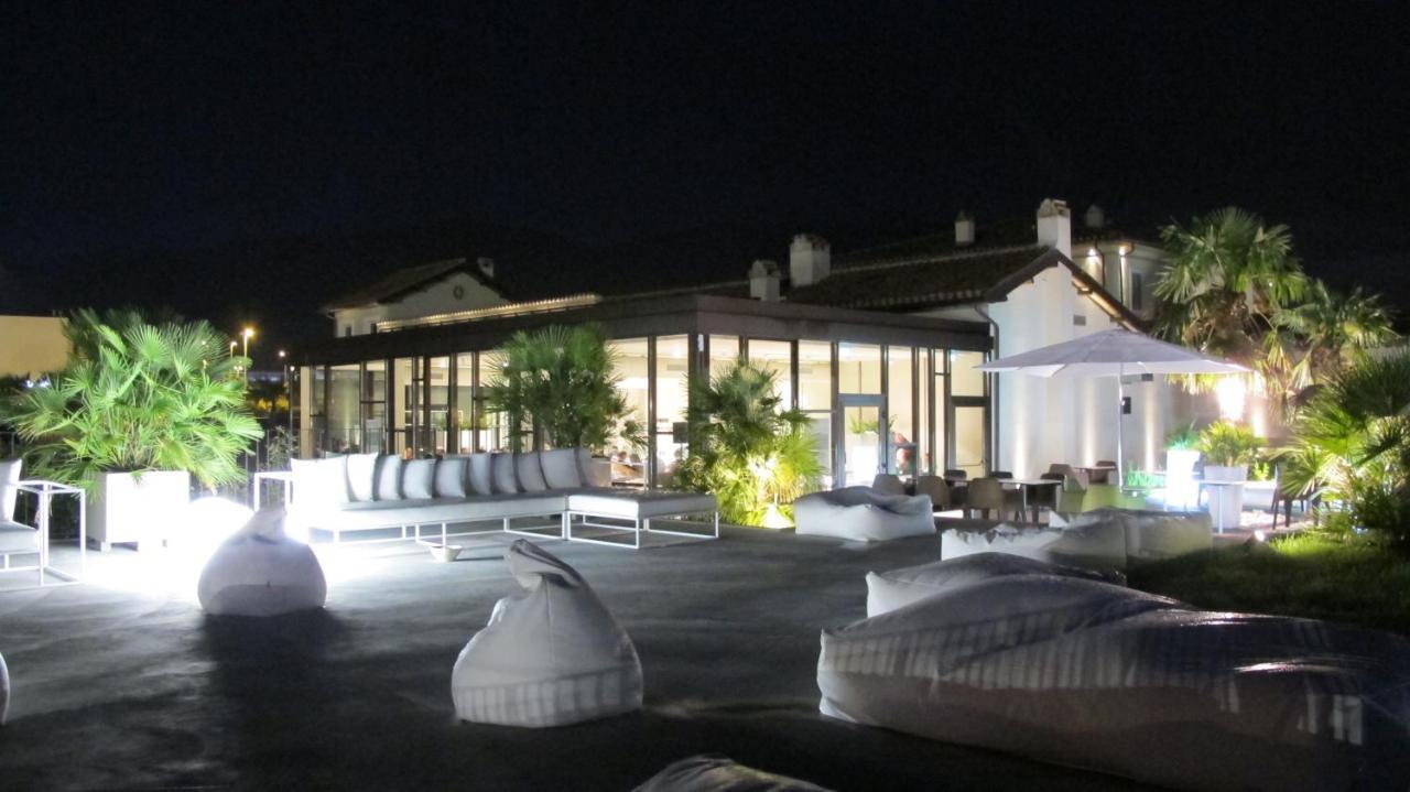 Hotel & Resort Le Colombare Foligno Exterior photo